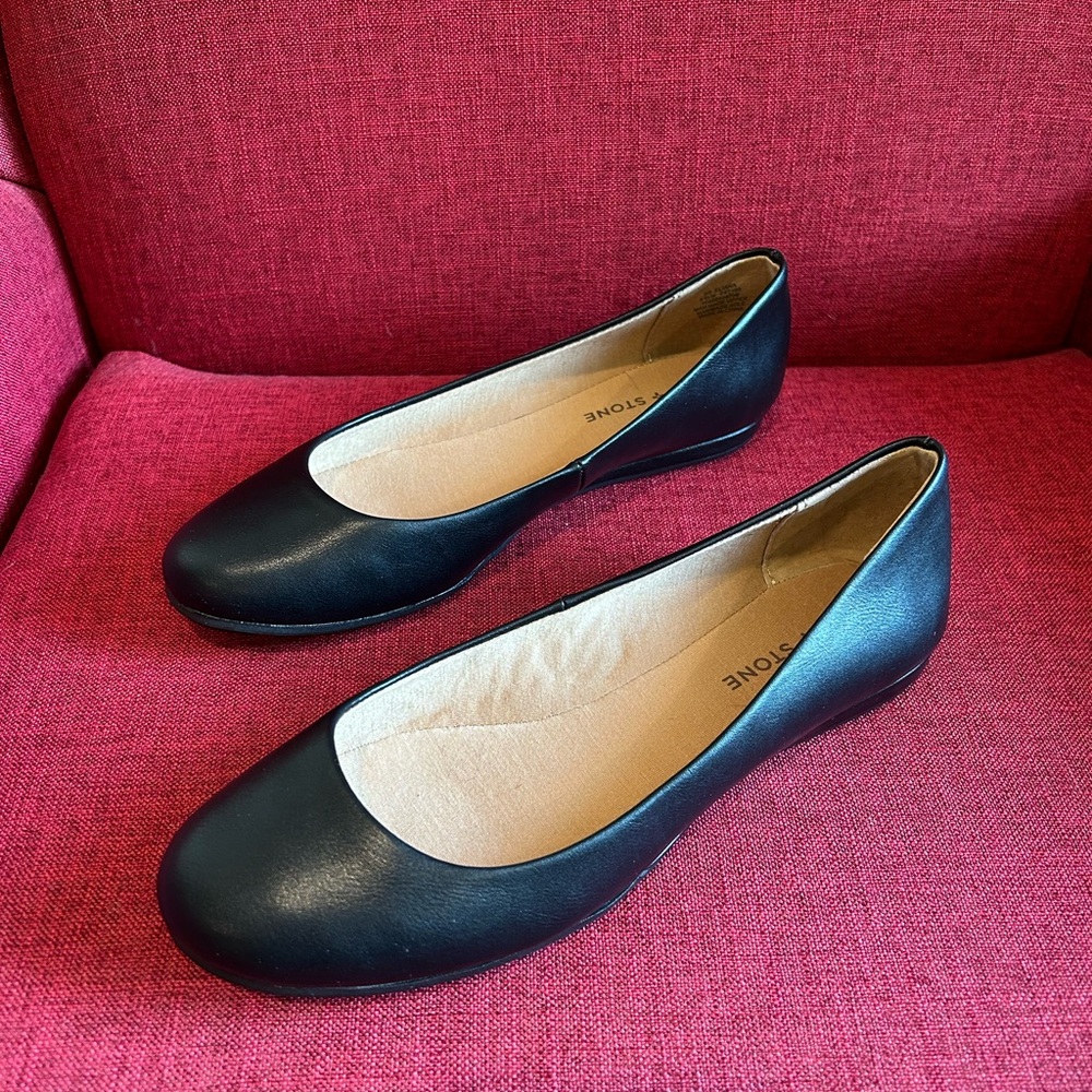 Sun + Stone Eliana Cushioned Insoles Round-Toe Black Ballet Flats size 8.5